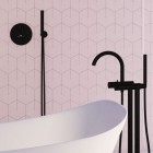 Steinberg seria 100 zestaw wannowy z przyłączem kątowym czarny mat 100 1670 S