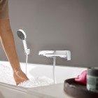 Hansgrohe Vivenis bateria wannowa ścienna biały mat 75420700