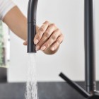 Hansgrohe Talis M54 bateria kuchenna z wyciąganą wylewką czarny mat 72800670