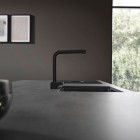 Hansgrohe Aquno Select M81 bateria kuchenna stojąca z wyciąganą wylewką czarny mat 73830670