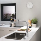 Hansgrohe Talis Select M51 bateria kuchenna stojąca z wyciąganą wylewką chrom 73867000