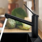 Hansgrohe Zesis M33 bateria kuchenna stojąca do bezciśnieniowych podgrzewaczy czarny mat 74806670