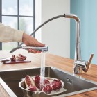 Grohe Zedra bateria kuchenna stojąca z wyciąganą wylewką chrom 32553002
