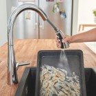 Grohe Zedra bateria kuchenna stojąca z wyciąganą wylewką chrom 32294002