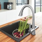 Grohe Zedra Touch bateria kuchenna elektroniczna stojąca z wyciąganą wylewką stal 30219DC2