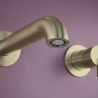 Deante Silia bateria umywalkowa podtynkowa wylewka 22,3 cm złoty szczotkowany BQS_R54L