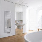 Zehnder Quaro grzejnik łazienkowy 140,3x45 cm biały quartz QA1400450521