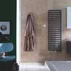 Zehnder Quaro grzejnik łazienkowy 140,3x45 cm czarny mat QA1400450557