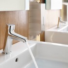 Roca Fluent bateria czasowa umywalkowa ECO z regulatorem temperatury A5A3B24C00