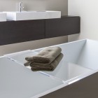 Laufen Kartell półka 75x25 cm na wannę transparentny H3853320840001