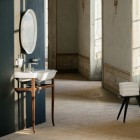 Laufen The New Classic konsola 58 cm stojąca podumywalkowa orzech H4060710856291