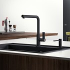 Franke Neptune Evo bateria kuchenna z wyciąganą wylewką stojąca czarny mat 115.0711.725