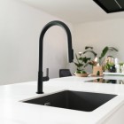 Franke Maris Slim Clear Water bateria kuchenna stojąca z wyciąganą wylewką z podłączeniem do filtra wody czarny mat 120.0730.911