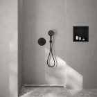 Oltens Langan Slim maskownica odpływu liniowego 60 cm czarny połysk/czarny mat 30017300