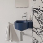 Omnires Ovo M+ umywalka ścienna-nablatowa 33x34 cm prawa granatowa OVO335UWPMB