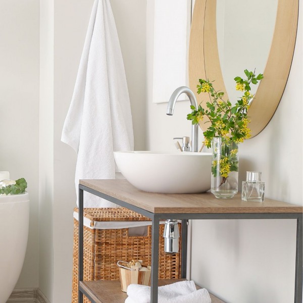 Jakie kwiaty wstawić do łazienki?