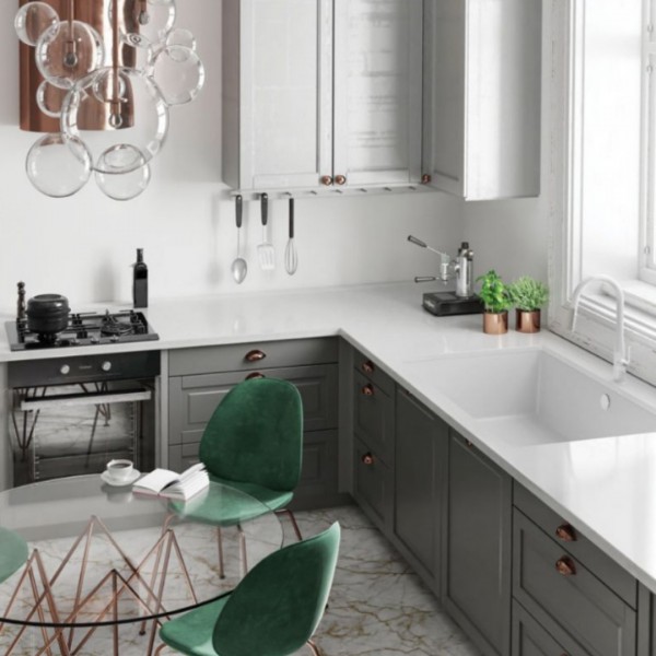 Biała bateria kuchenna w aranżacji kuchni retro!