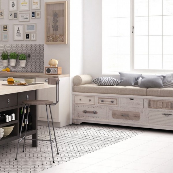 Kuchnia z białymi patchworkowymi płytkami!