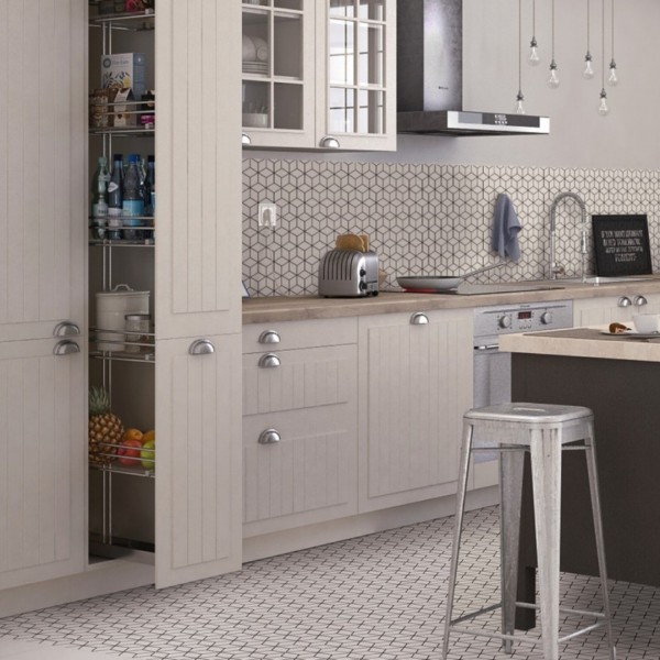 Kuchnia z białymi patchworkowymi płytkami!