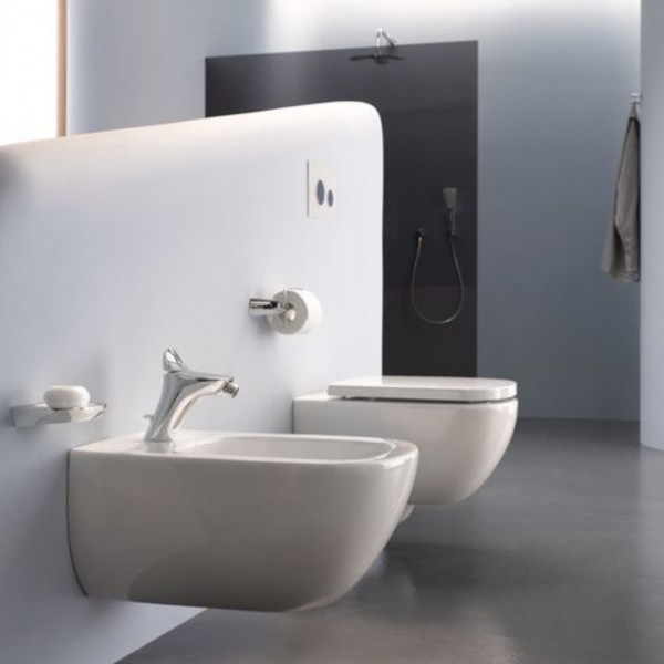 Elegancki salon kąpielowy z bateriami i dodatkami łazienkowymi Kludi Ambienta!