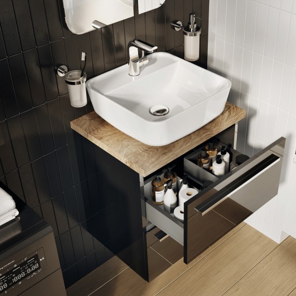 Elita meble Kwadro Plus w klasycznej łazience!