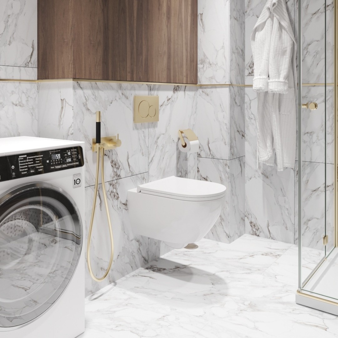 Złote baterie łazienkowe w marmurowej łazience!