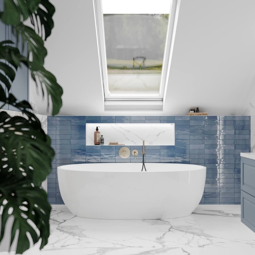 Łazienka na poddaszu z wanną wolnostojącą!