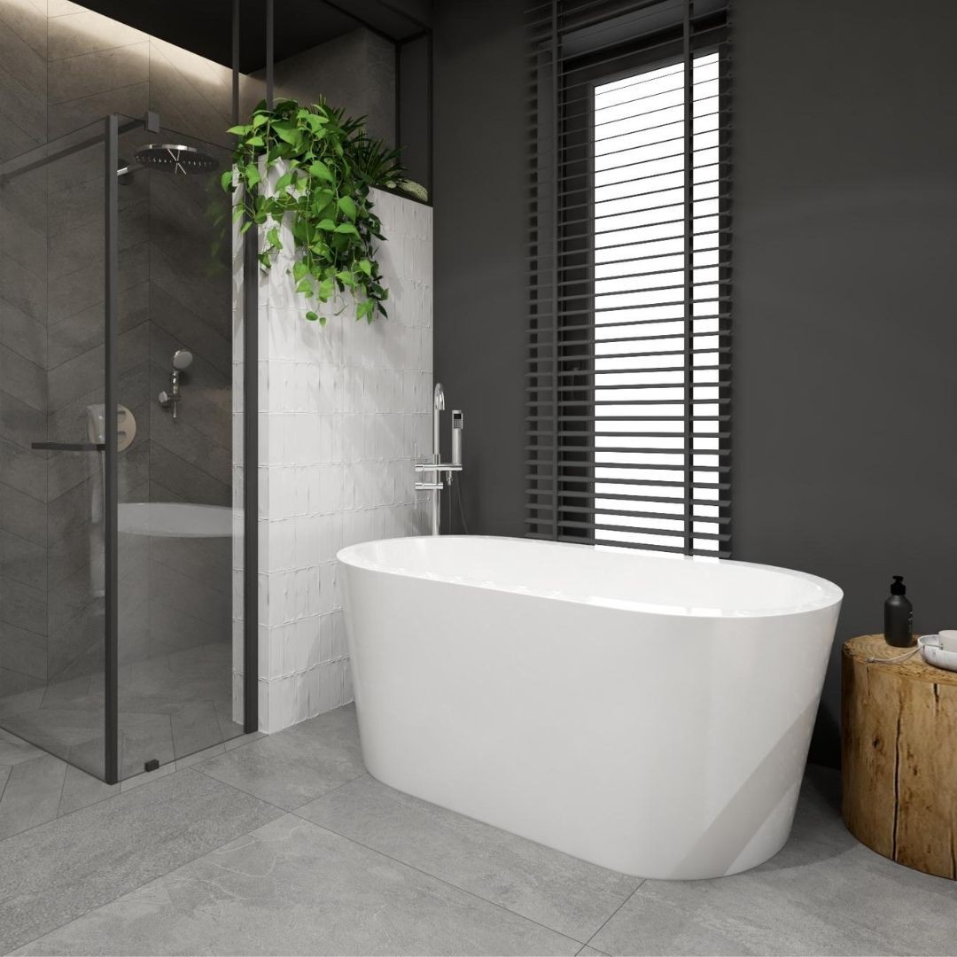 Czarna łazienka z wanną wolnostojącą i prysznicem!