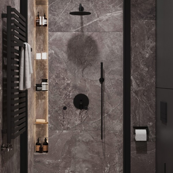 Projekt łazienki z czarnymi bateriami łazienkowymi!