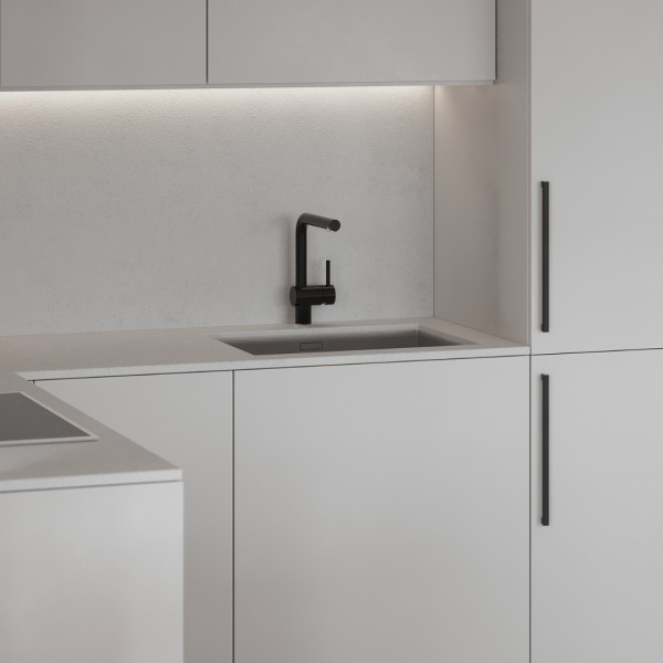 Czarna bateria kuchenna w białej kuchni!