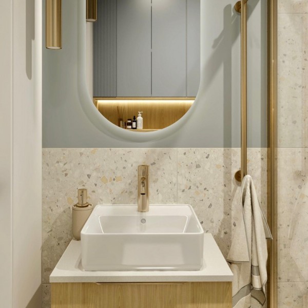 Złota kabina prysznicowa w małej łazience w bloku!