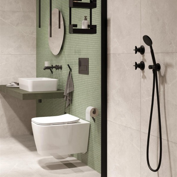 Energia zieleni i nowoczesność w wyjątkowej łazience z czarnymi akcentami!