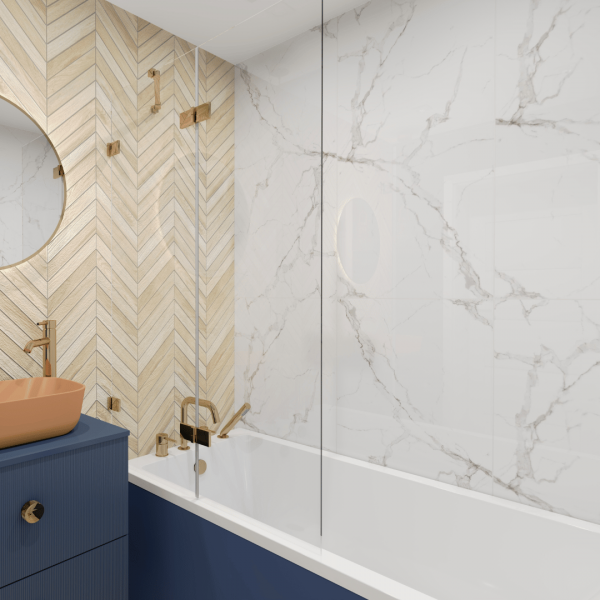 Mała, wąska łazienka z wanną w zabudowie