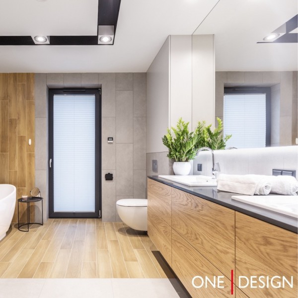 Wanna wolnostojąca w dużej łazience!